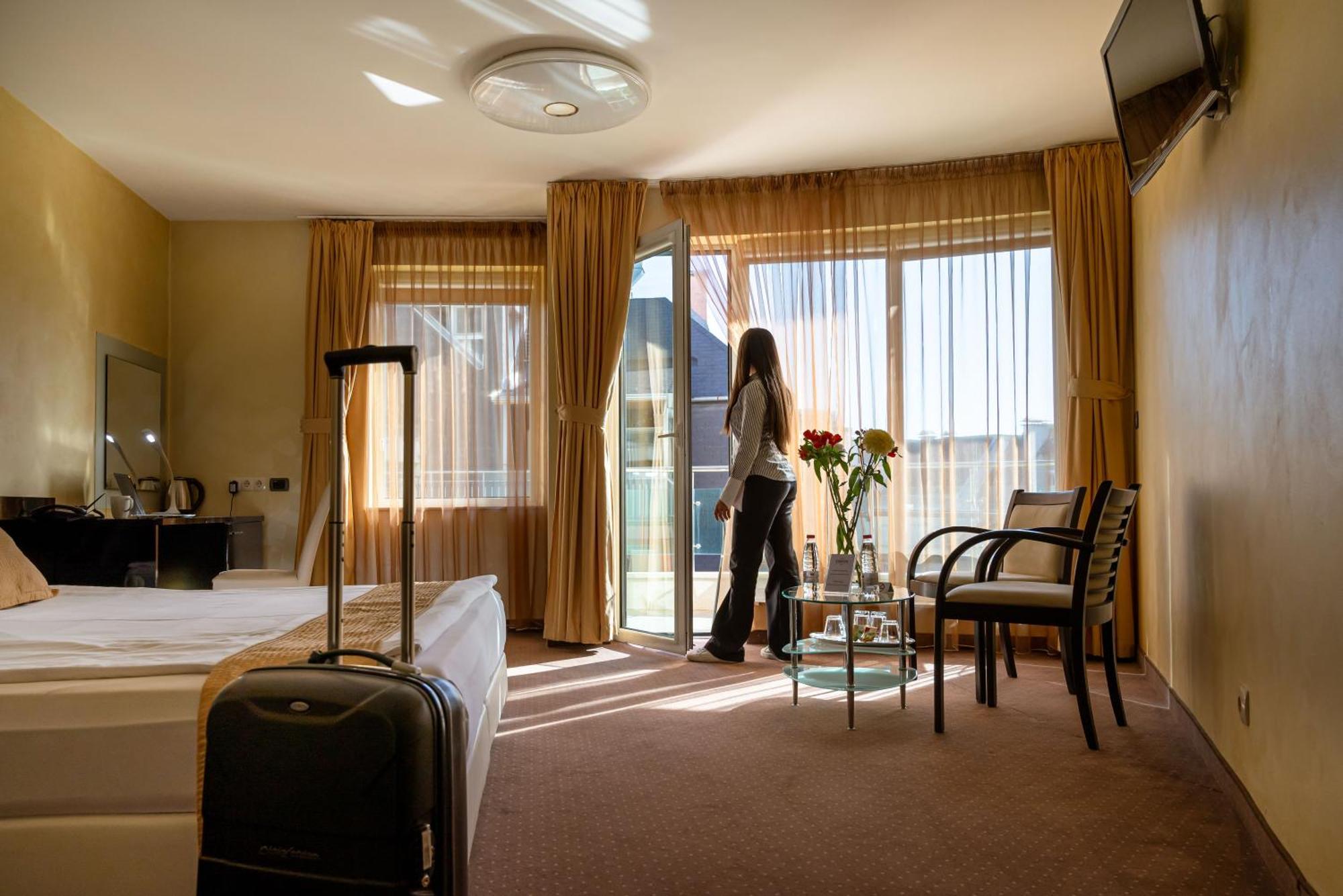 Europe Hotel Sofia Ngoại thất bức ảnh