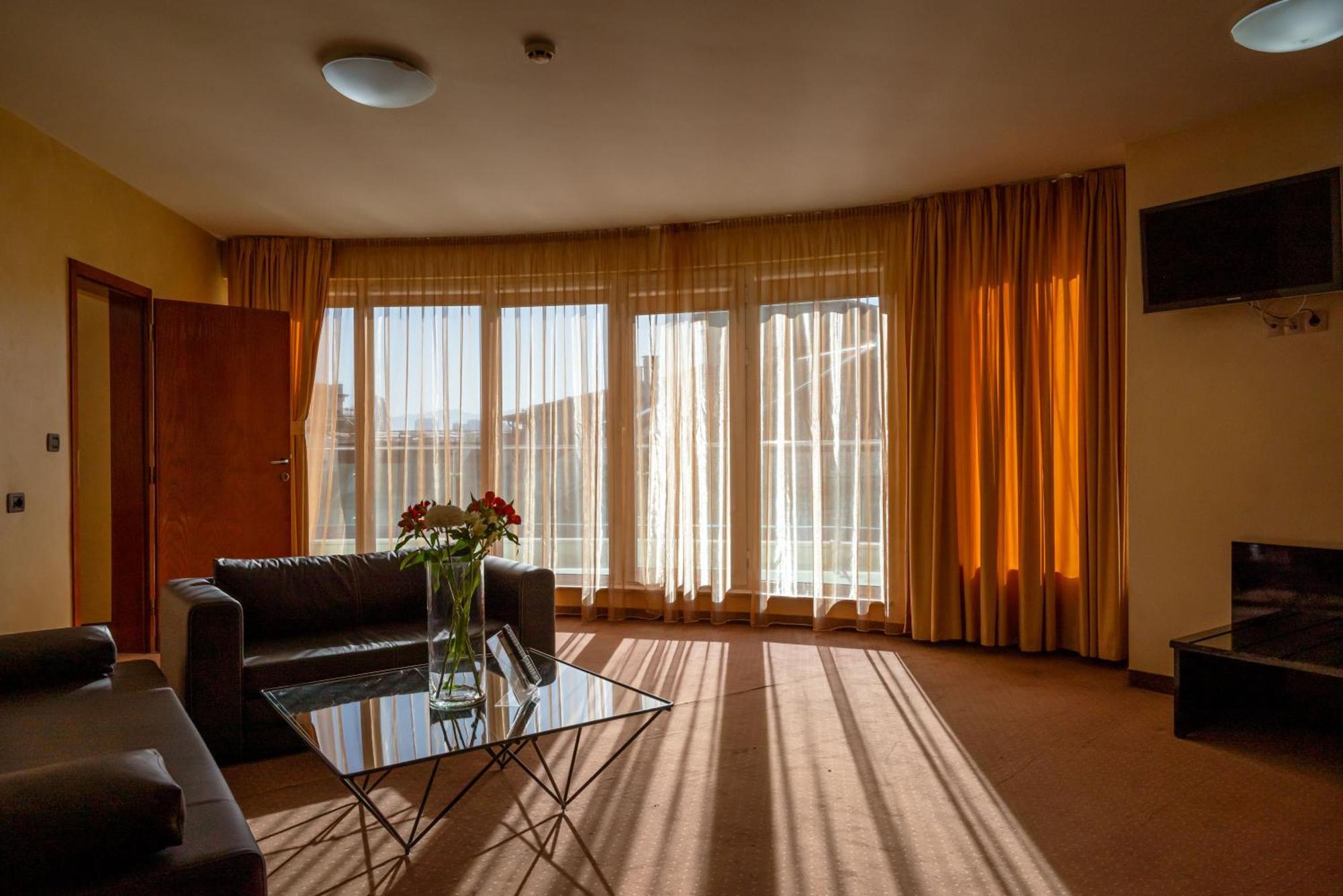 Europe Hotel Sofia Ngoại thất bức ảnh